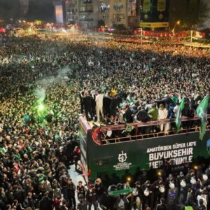 kocaelispordan kadikoye cikartma biletler 3 dakikada satildi iK1UdxWN