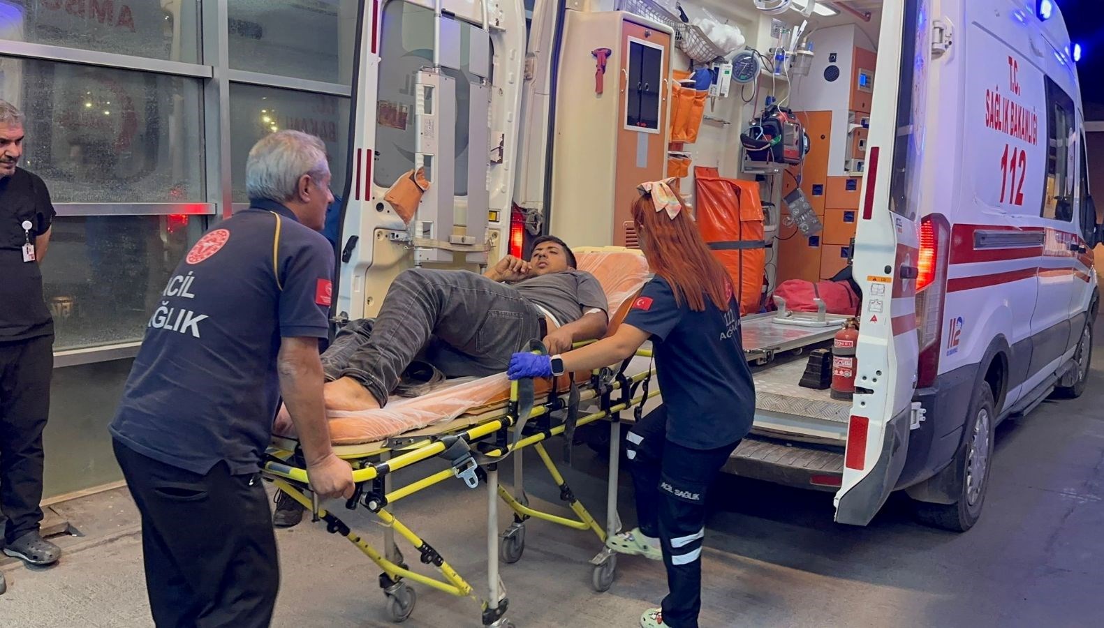 devrilen motosikletin surucusu yaralandi w1k8OHOF