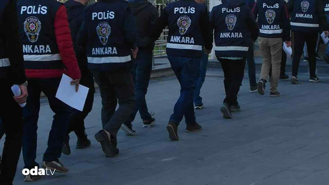 istanbulda garson operasyonu 16 gozalti Rkp9wAtZ