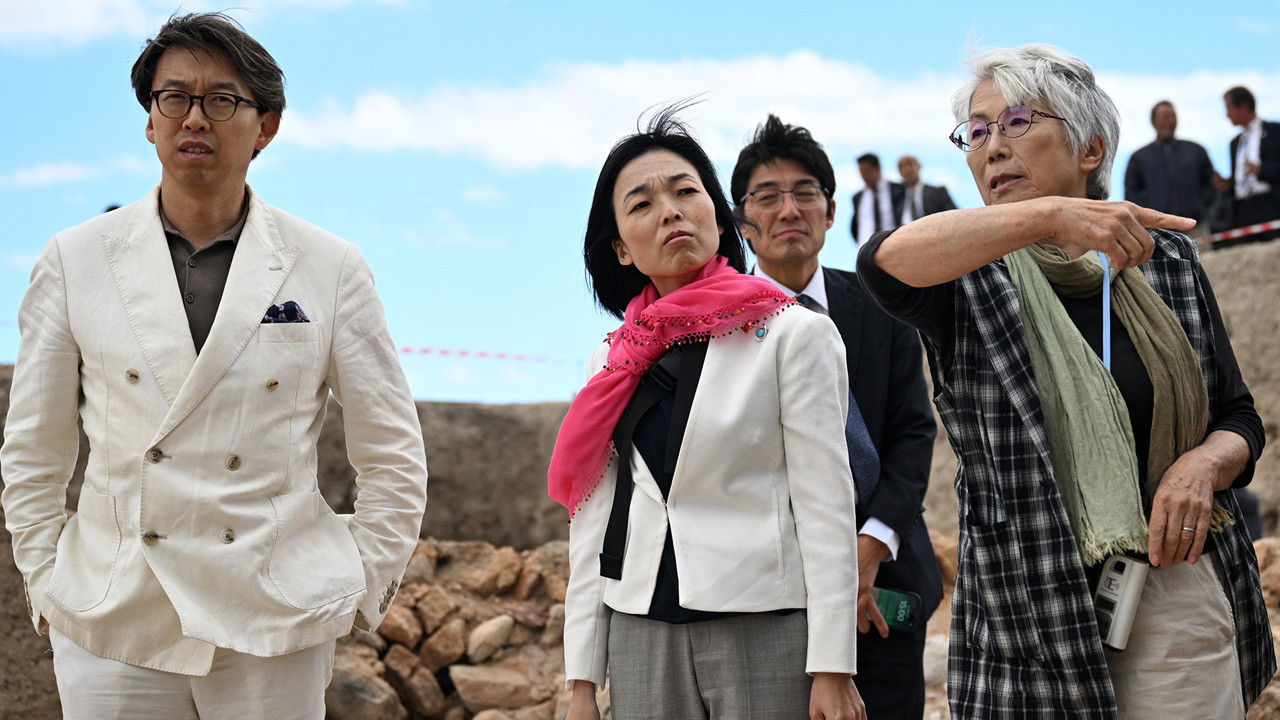 japon prenses anadolu turunda QOY6163m