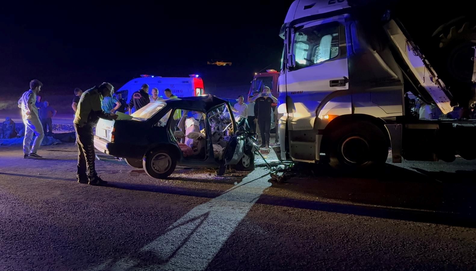 kahramanmarasta feci kaza uc kisi oldu aub4iD3a