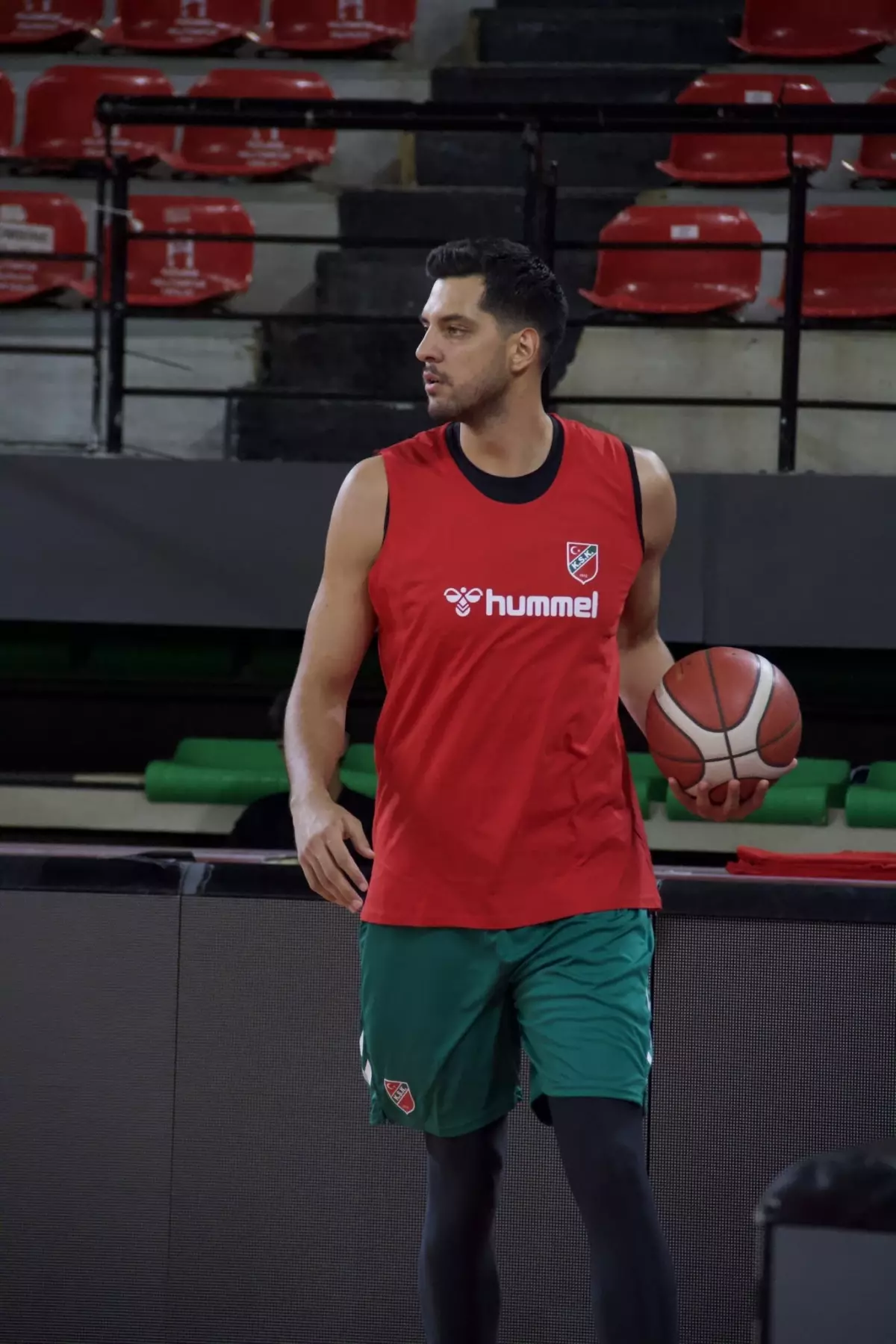 karsiyakanin egemen guvenin durumu belirsiz 7xdc3MWj