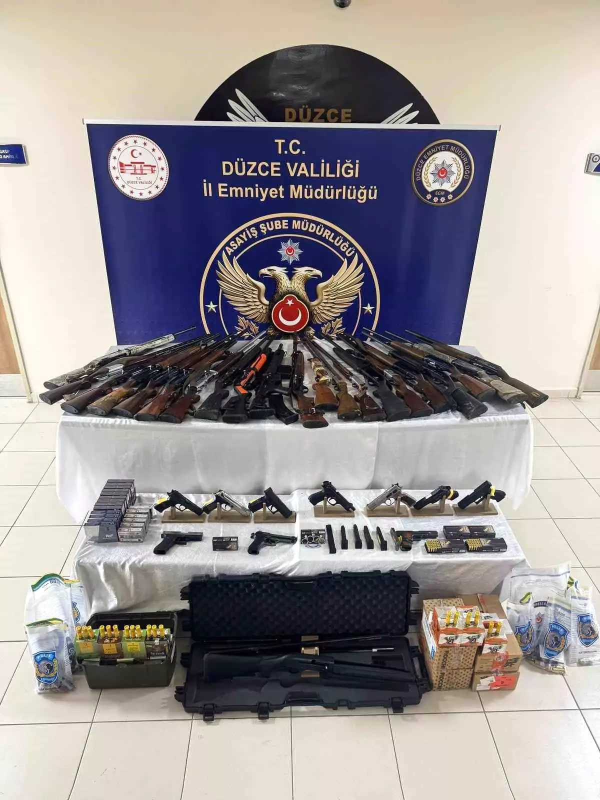 duzcede silah tehiri operasyonu 24 gozalti UQ2fNCzV.jpg