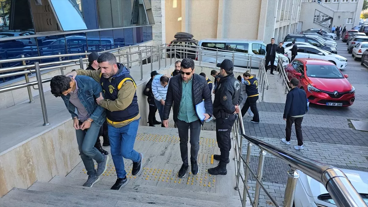 emekli madenci dolandirildi 5 supheli tutuklandi sqD5vhlu.jpg