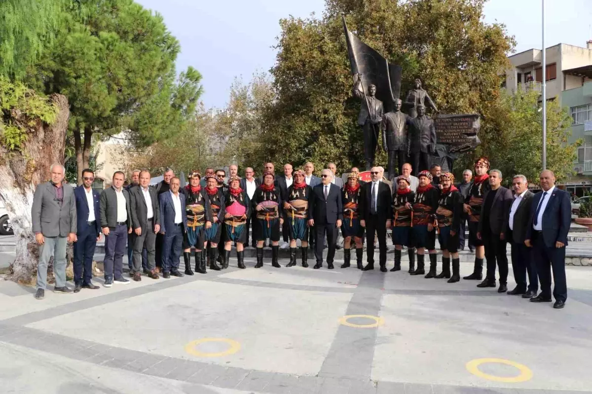 sokede 19 ekim muhtarlar gunu coskuyla kutlandi iyN8U1iV.jpg