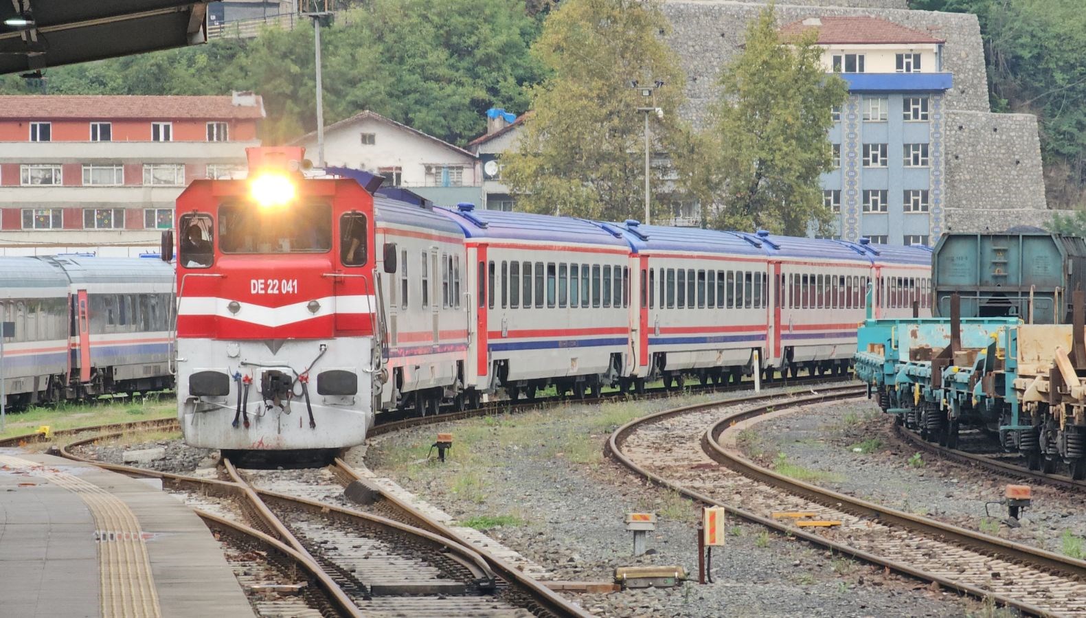 turistik karaelmas ekspresi 3uncu kez zonguldakta g1KQSOgw