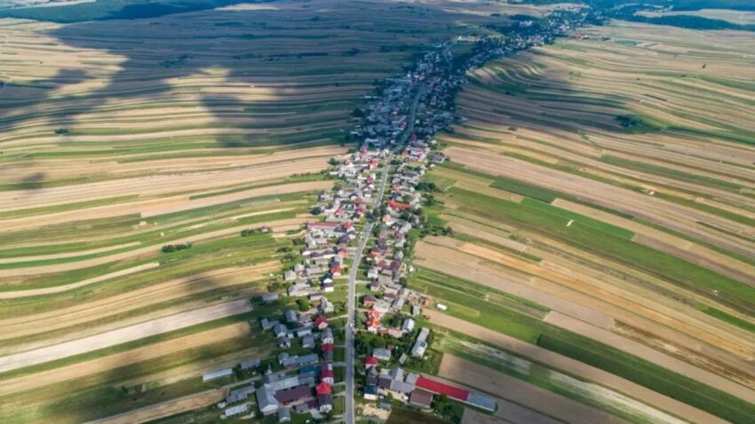 6 bin kisi 9 kilometrelik tek bir sokakta yasiyor y7baYzMp