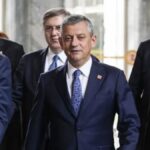Chpden ihraci istenen vekiller yeni partide ozgur ozelin onunu acacak 29epVe5y